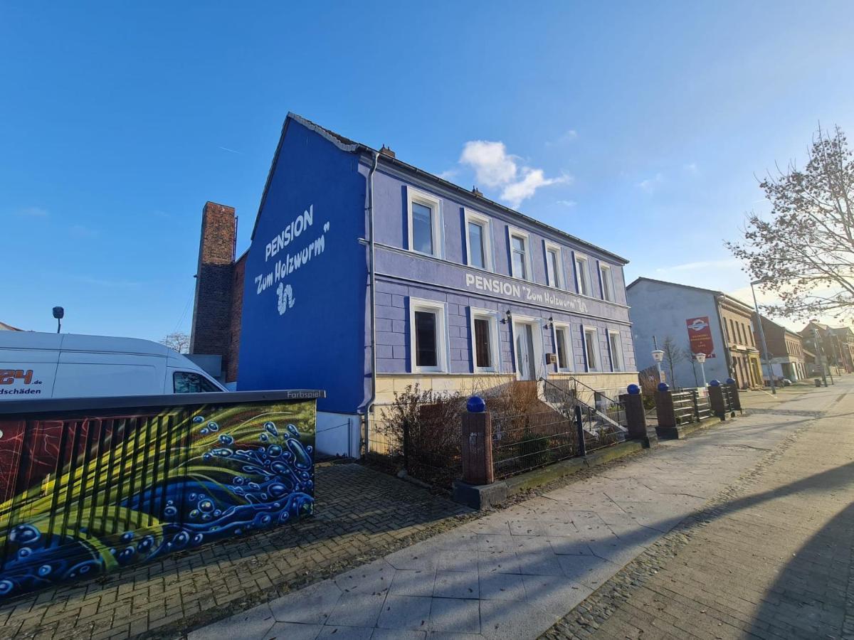 Pension Zum Holzwurm Wittenberge Esterno foto