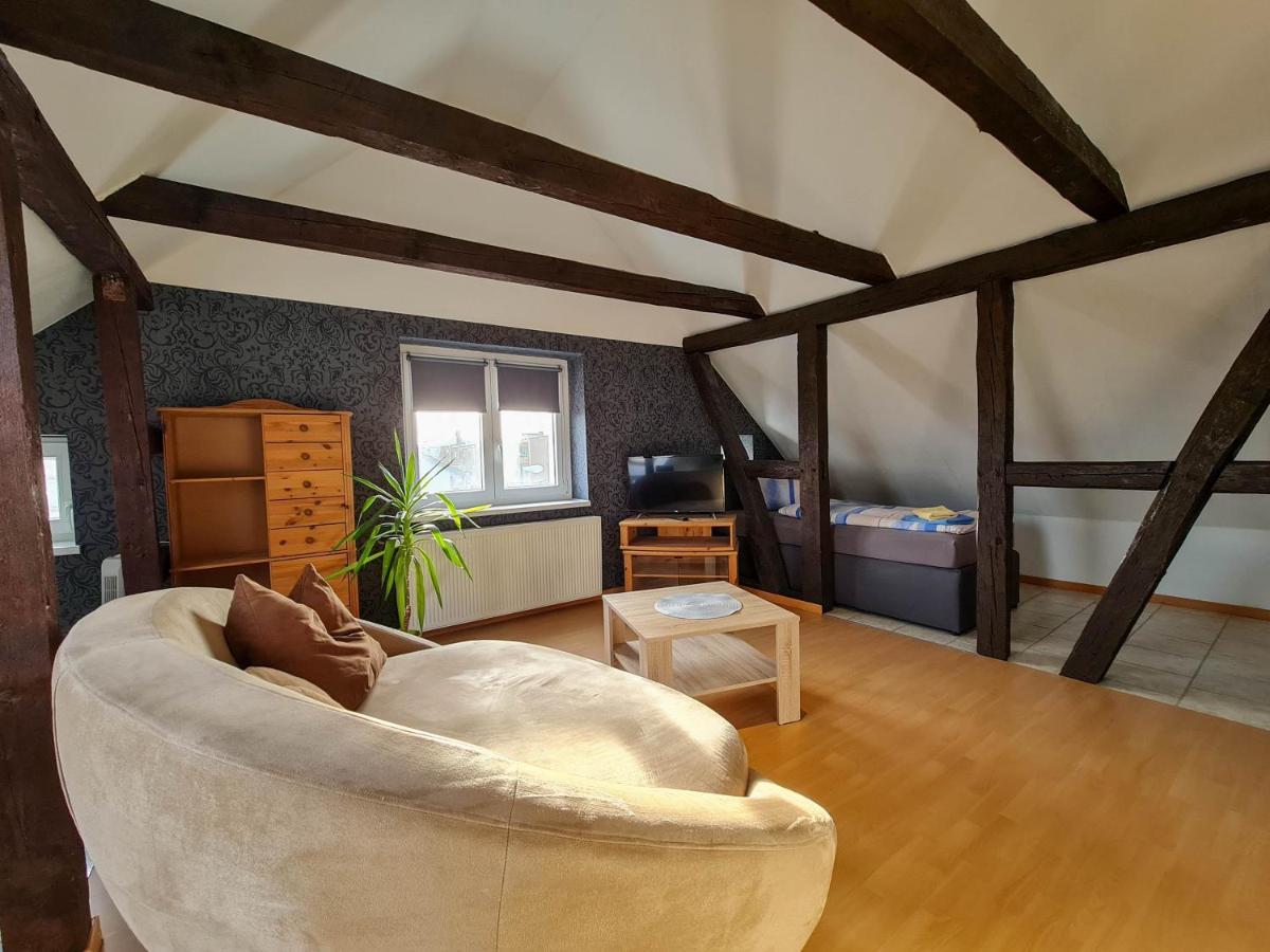 Pension Zum Holzwurm Wittenberge Esterno foto